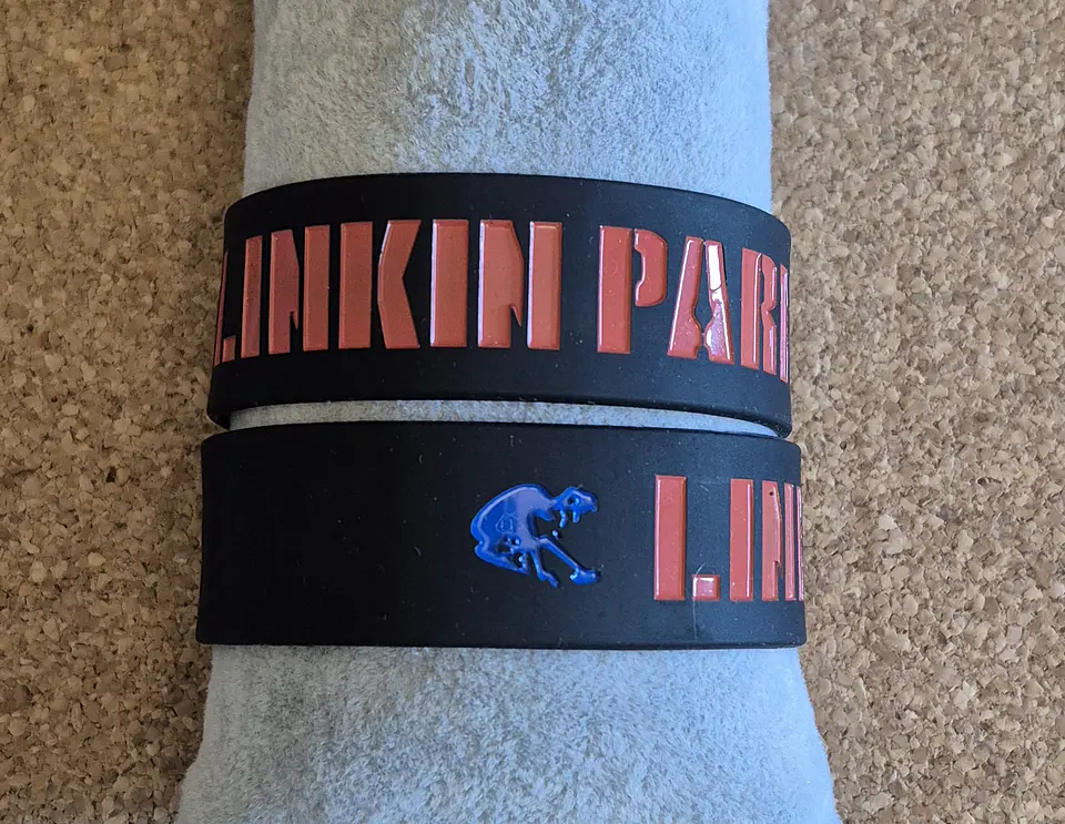 Pulseiras de Silicone - Bandas & Artistas (Letras A-L) 32