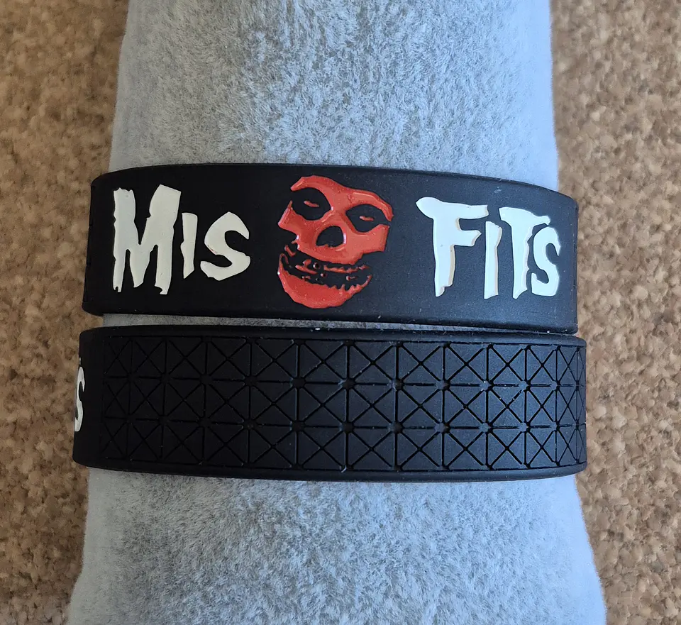 Pulseiras de Silicone - Bandas & Artistas (Letras M-Z) 6
