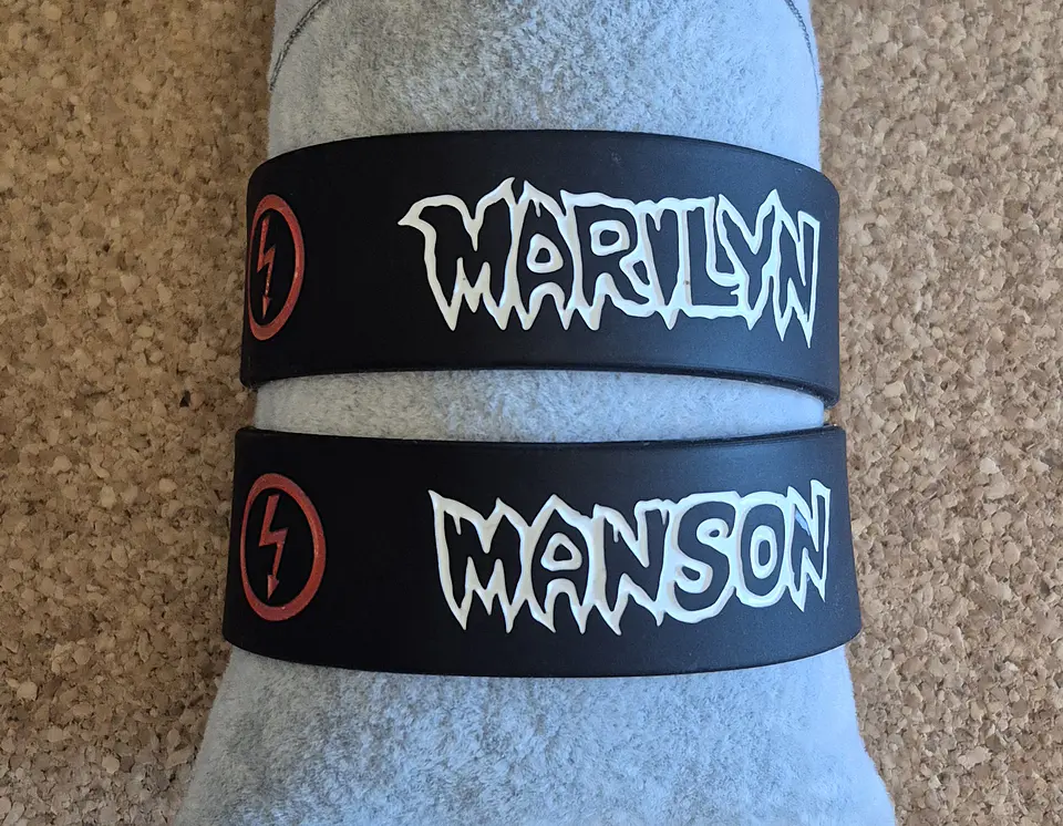 Pulseiras de Silicone - Bandas & Artistas (Letras M-Z) 1