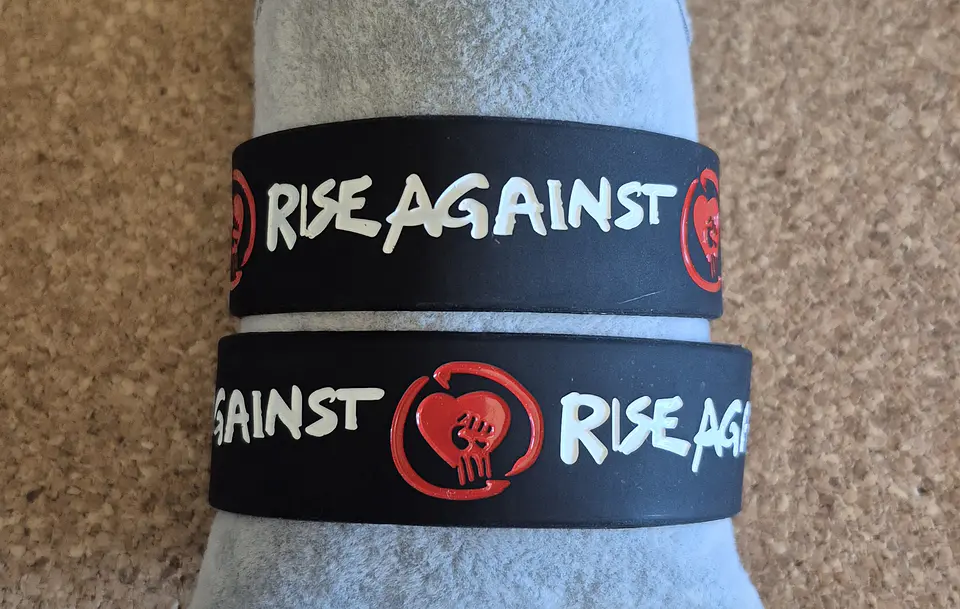 Pulseiras de Silicone - Bandas & Artistas (Letras M-Z) 24