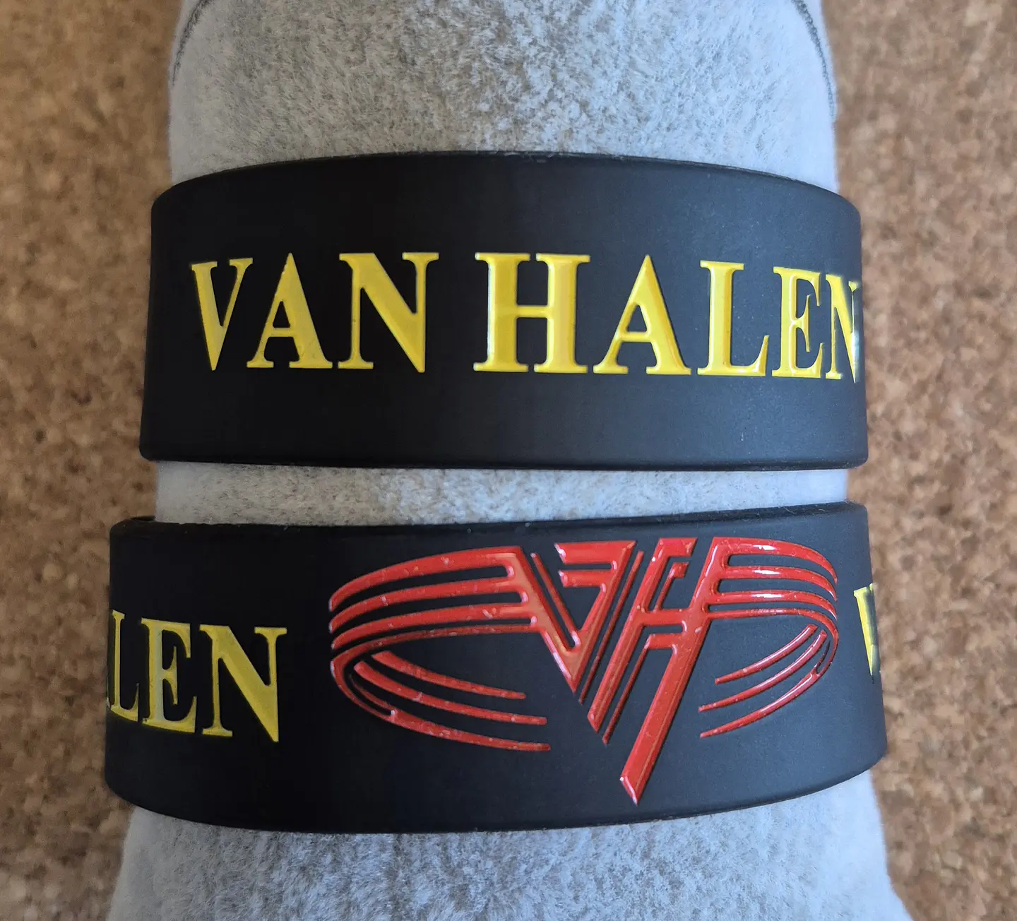 Pulseiras de Silicone - Bandas & Artistas (Letras M-Z) 38