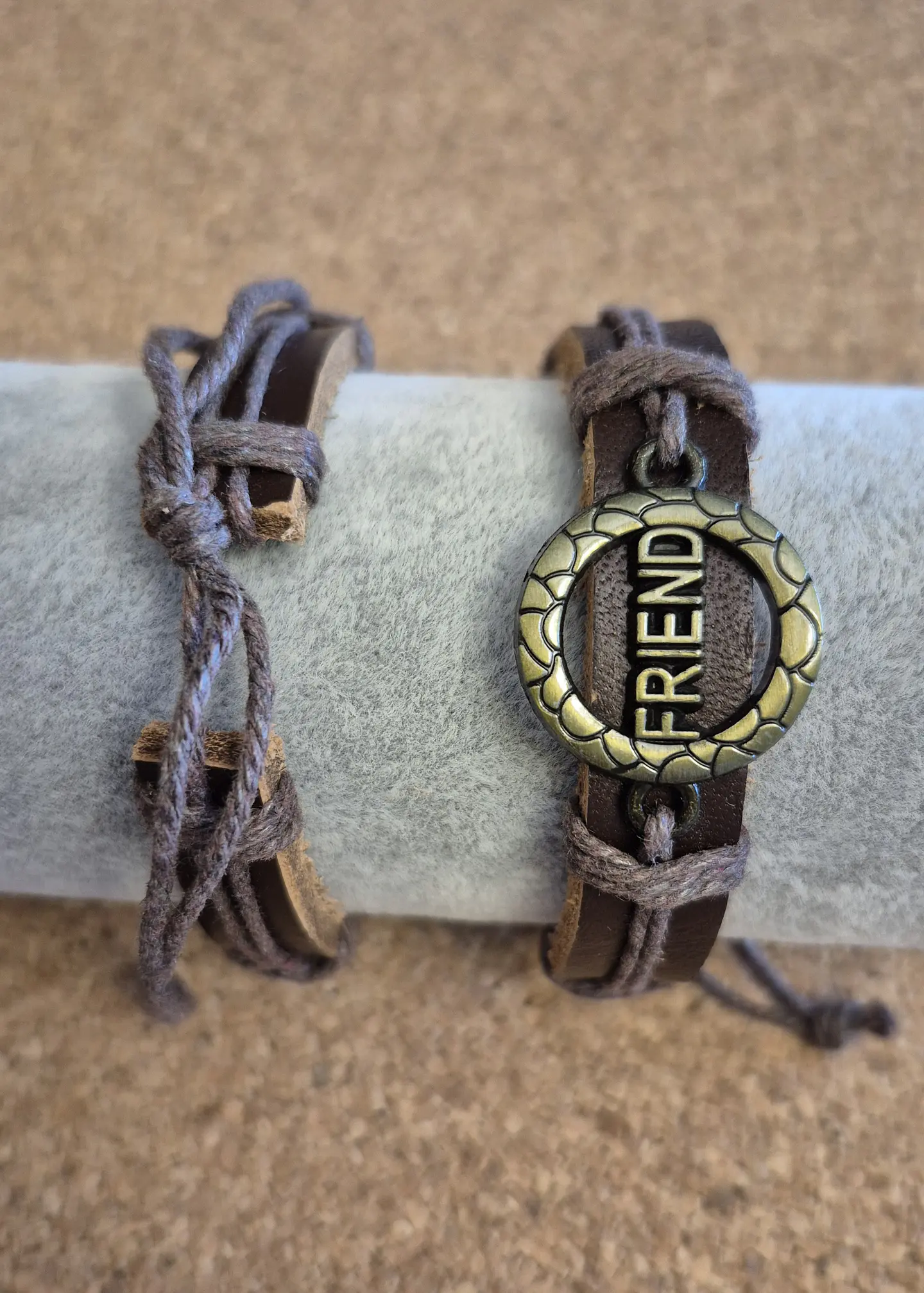 Pulseiras Ajustáveis Castanhas (8 Modelos) 3