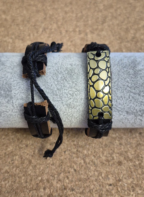 Pulseiras Ajustáveis Pretas (16 Modelos)