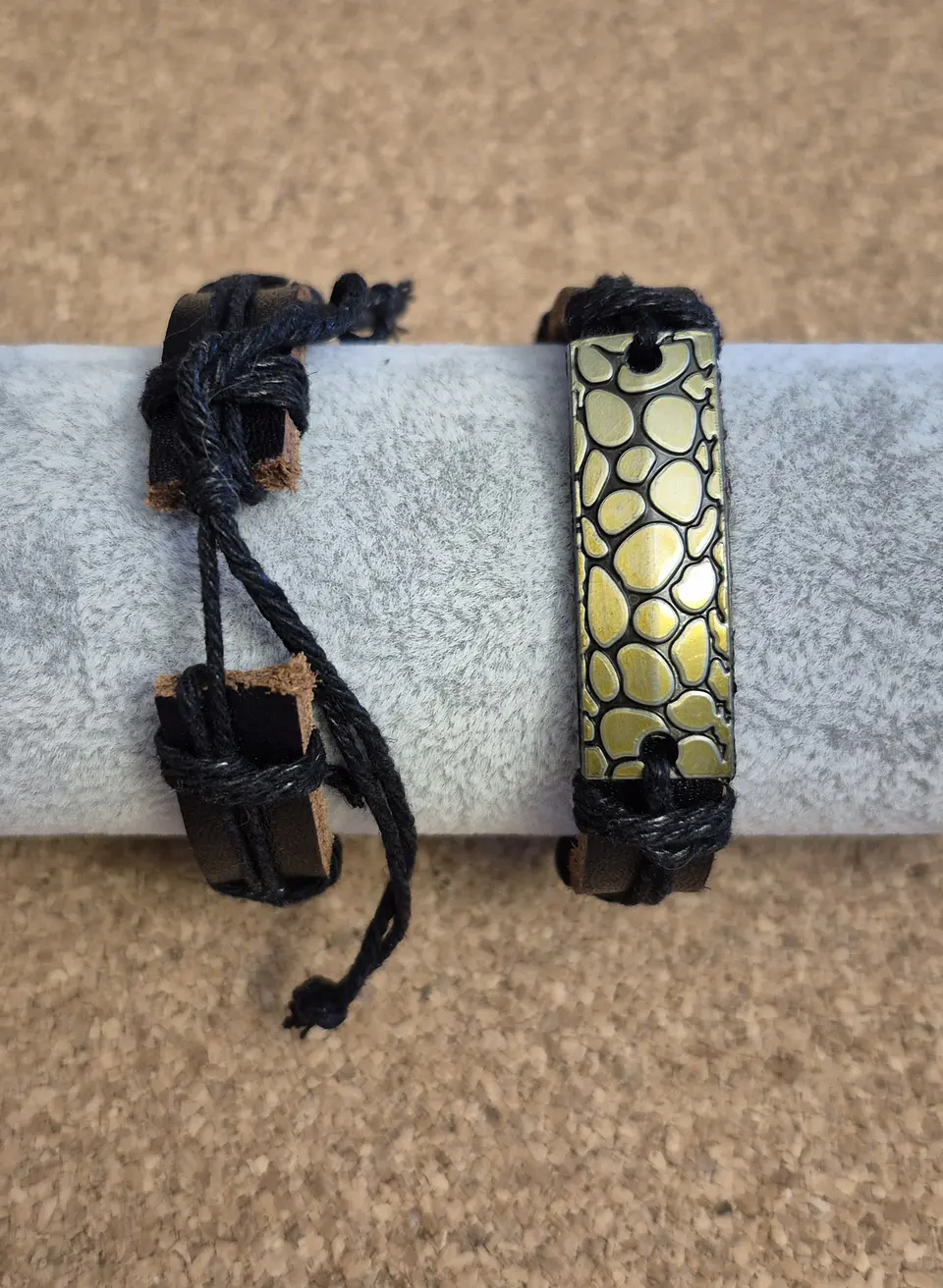 Pulseiras Ajustáveis Pretas (16 Modelos) 1