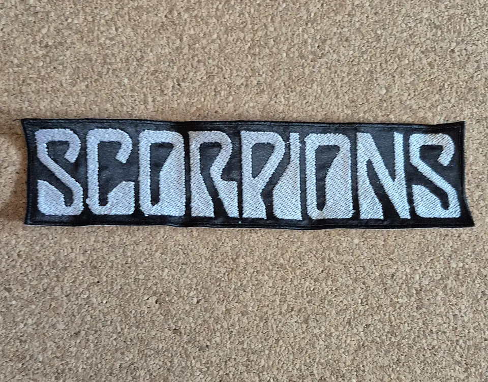  Stripe Patches  (Tira) - Várias Bandas (Desde 10,00€) 35
