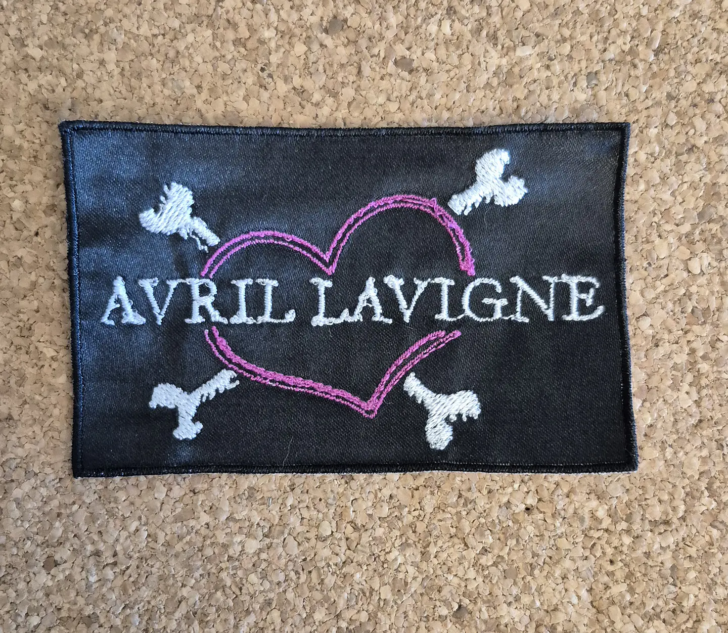 ​Avril Lavigne Patch - Embroidered (Sew-on) 1