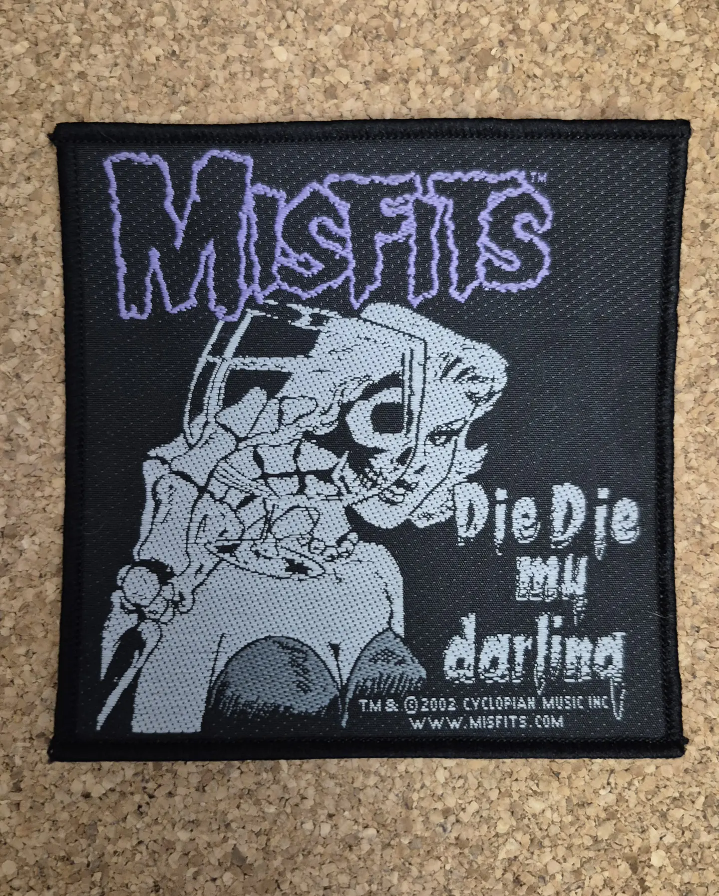 Misfits - Embroidered & Woven 2 Modelos (Desde 8€) 1