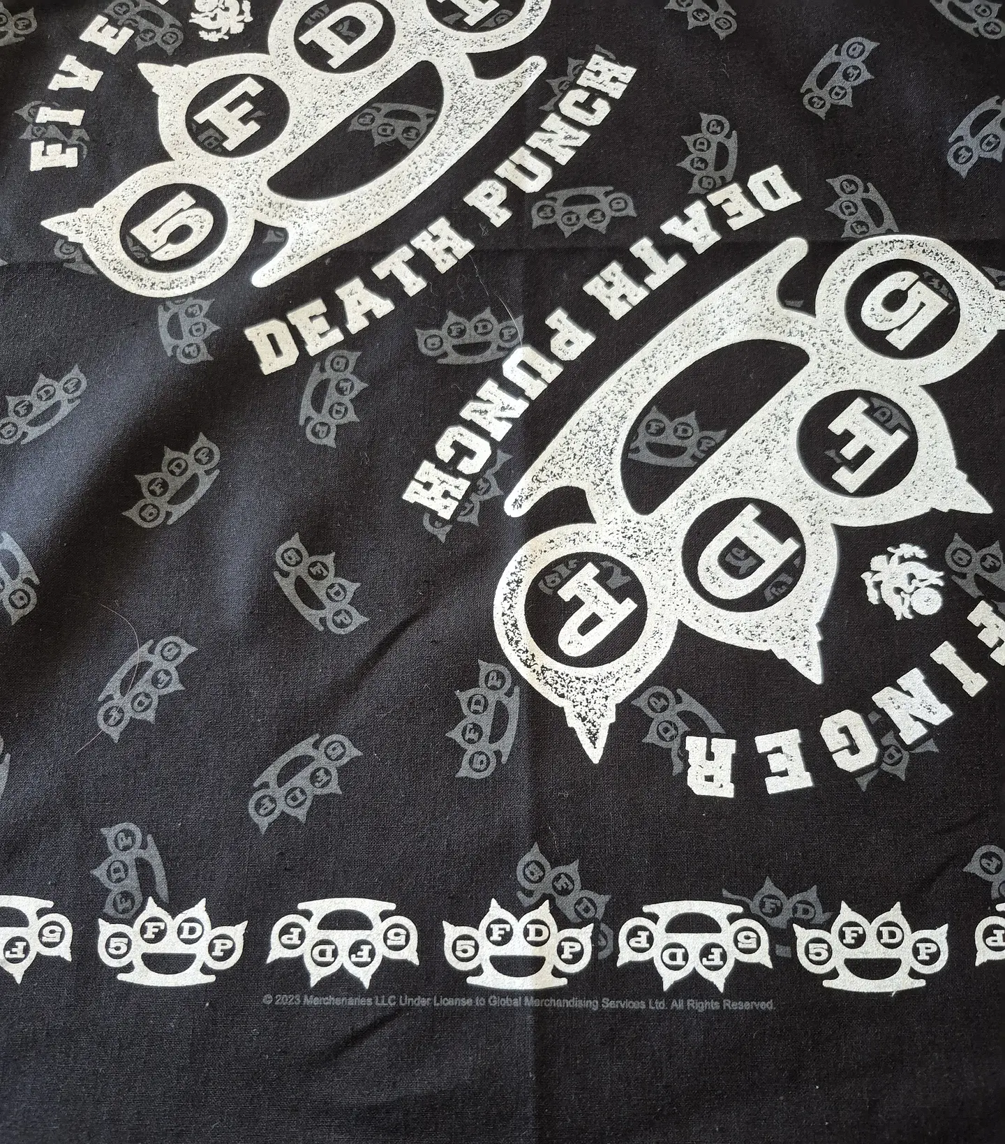 ​Bandana Five Finger Death Punch – Knucklehead Logo 2