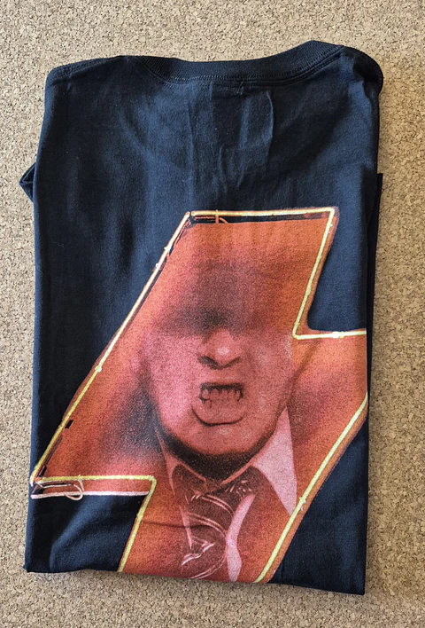 T-Shirt Ac/dc – Angus PWR UP (Tamanho M) 