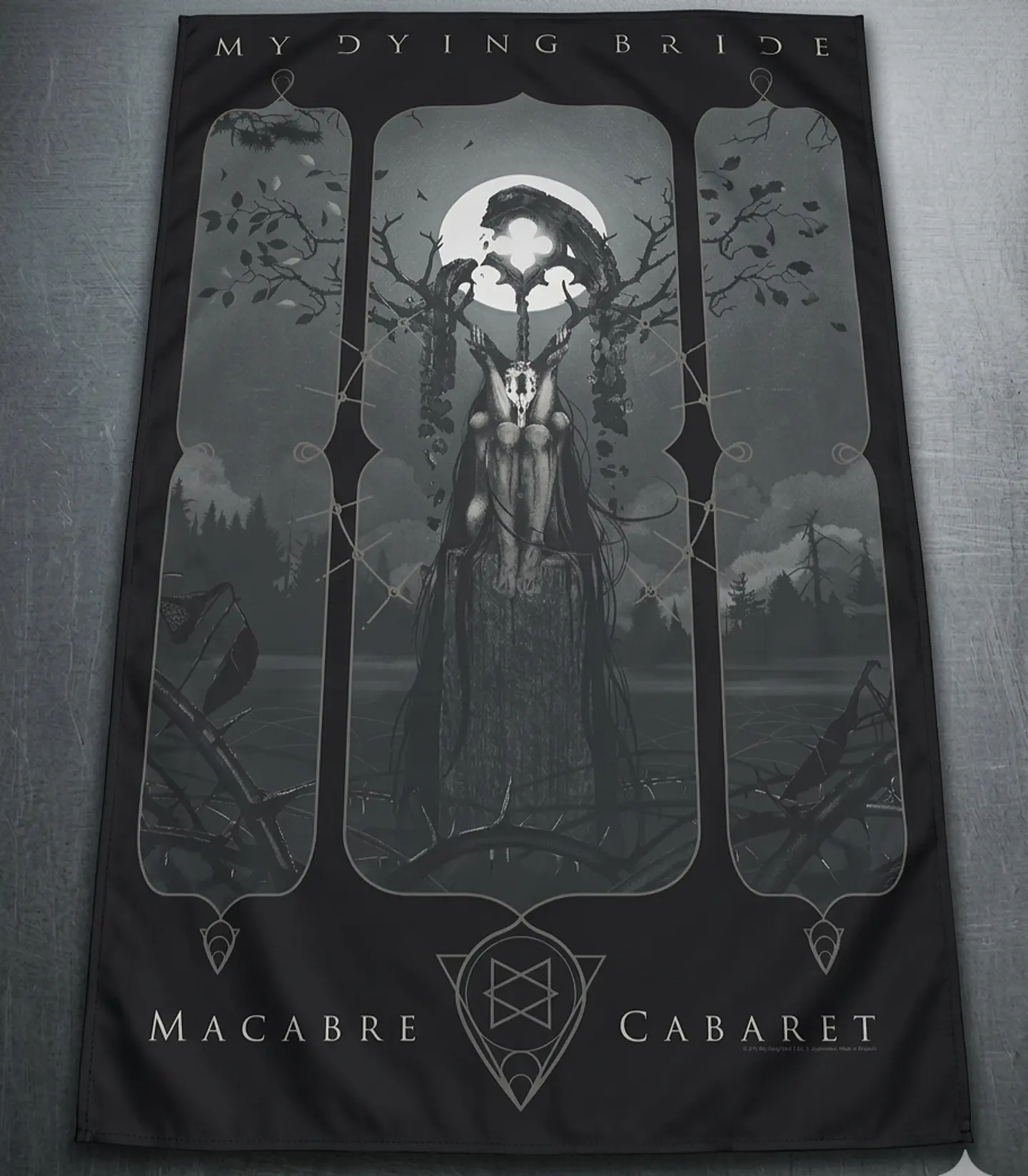 Bandeira My Dying Bride – Macabre Cabaret Album Design Flag (65x105cm) 1