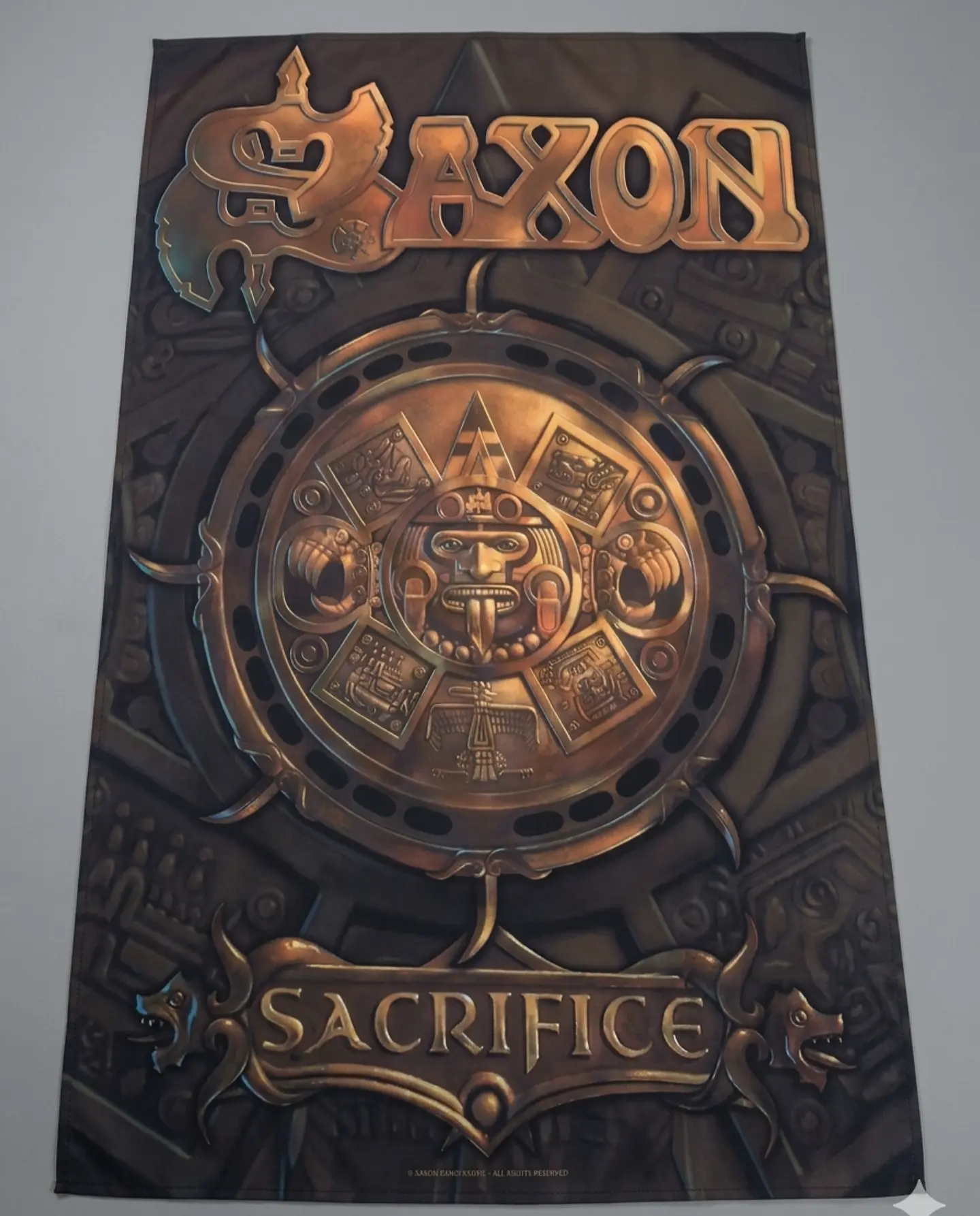 Bandeiras Oficial Saxon - 2 Modelos (65x105cm) 1