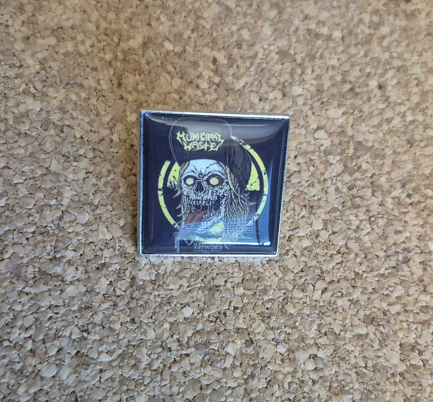 Pin Municipal Waste - Skull Mascot Quadrado (Single Clutch) 1