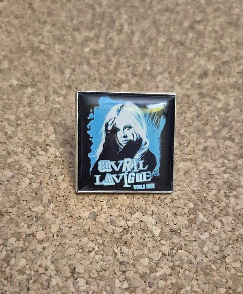Pin Avril Lavigne (Single Clutch)