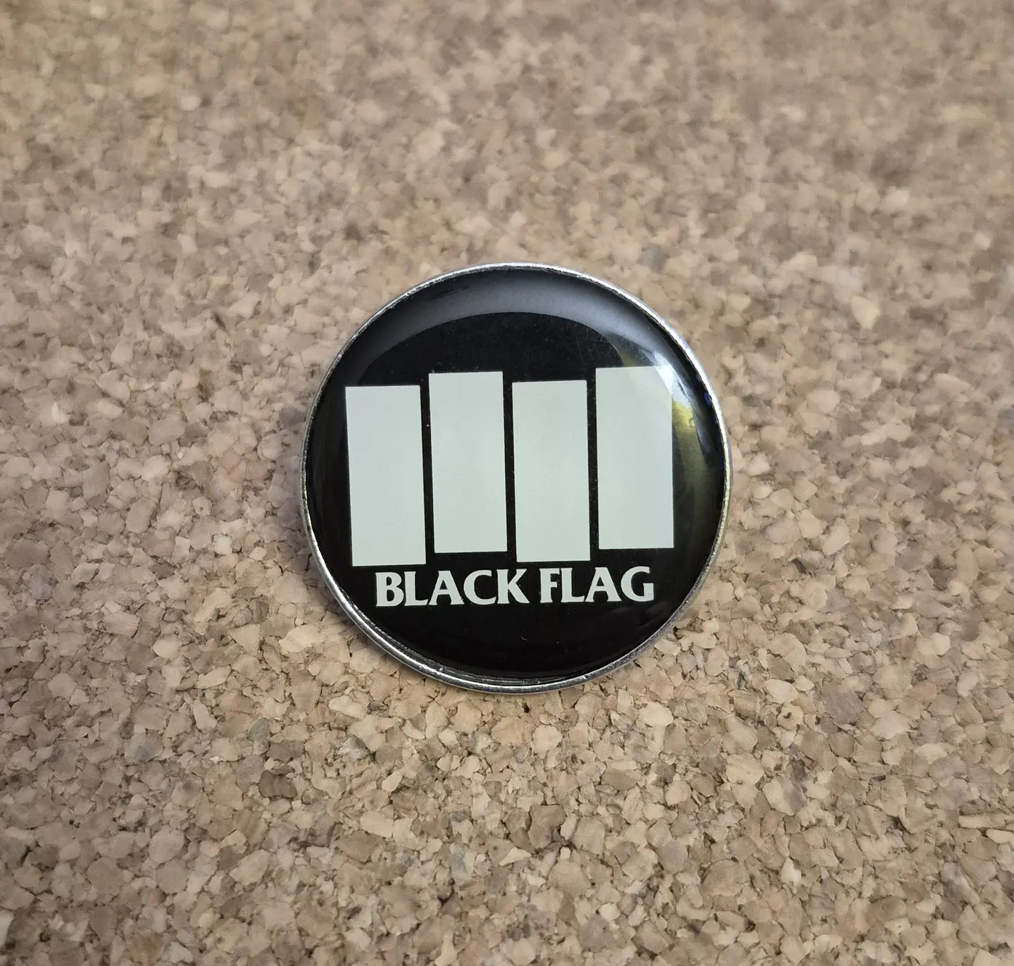 Pin Black Flag (Single Clutch) 1