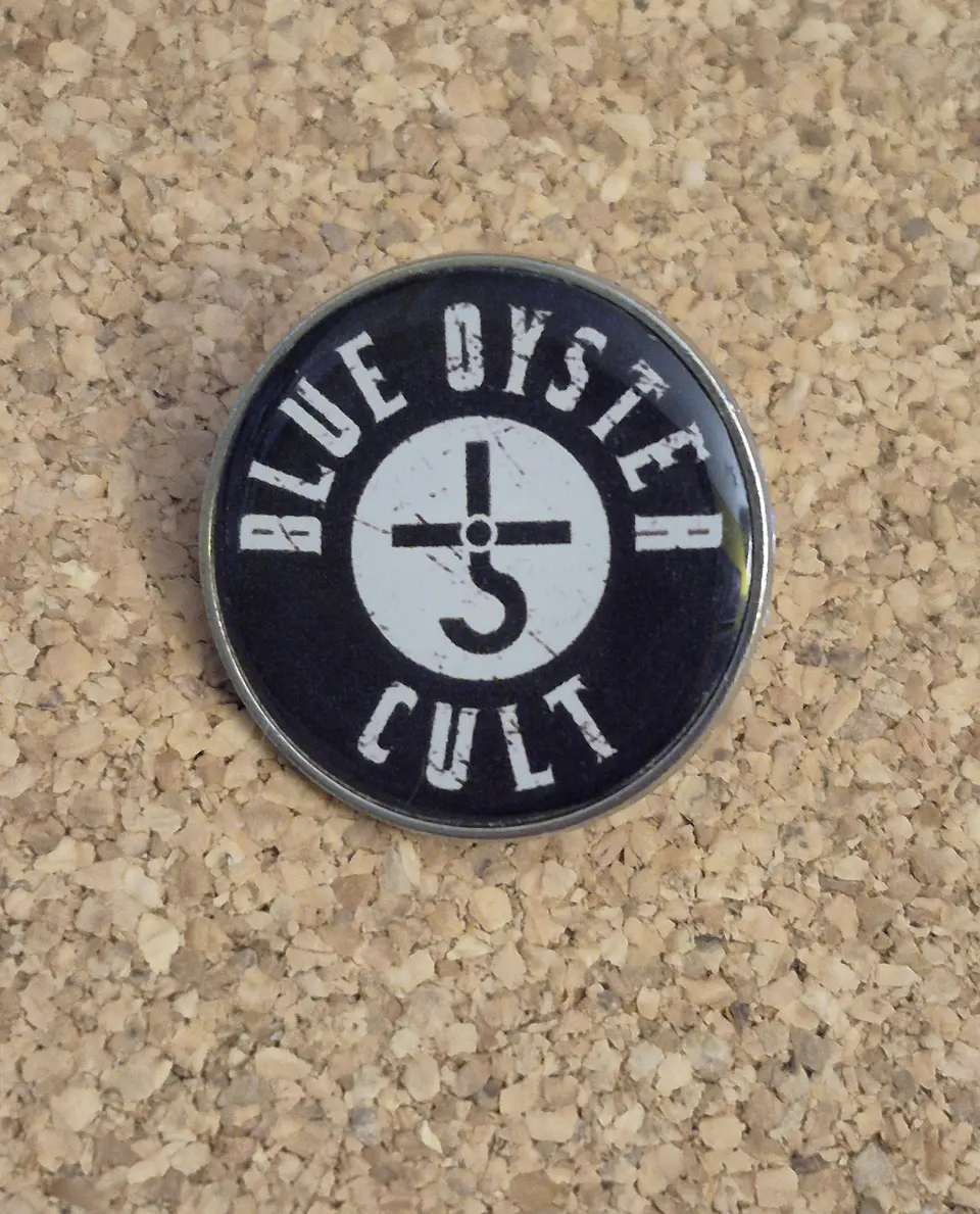 Pin Blue Öyster Cult (Single Clutch) 1