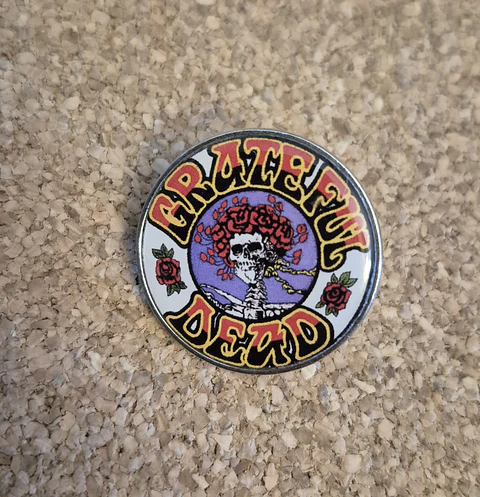 Pin Grateful Dead - Bertha Skull & Roses (Single Clutch)
