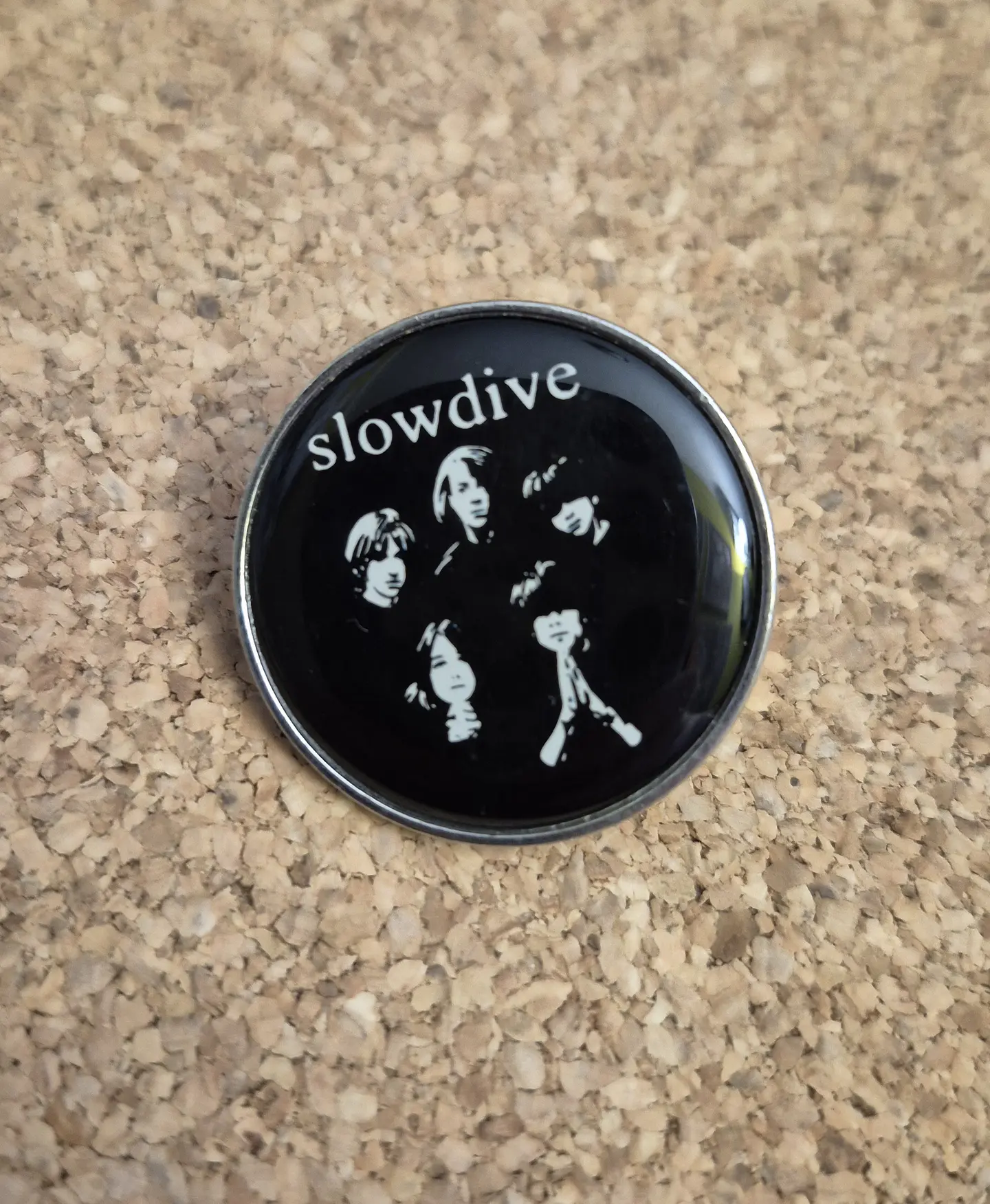 Pin Slowdive - Band Silhouette (Single Clutch) 1