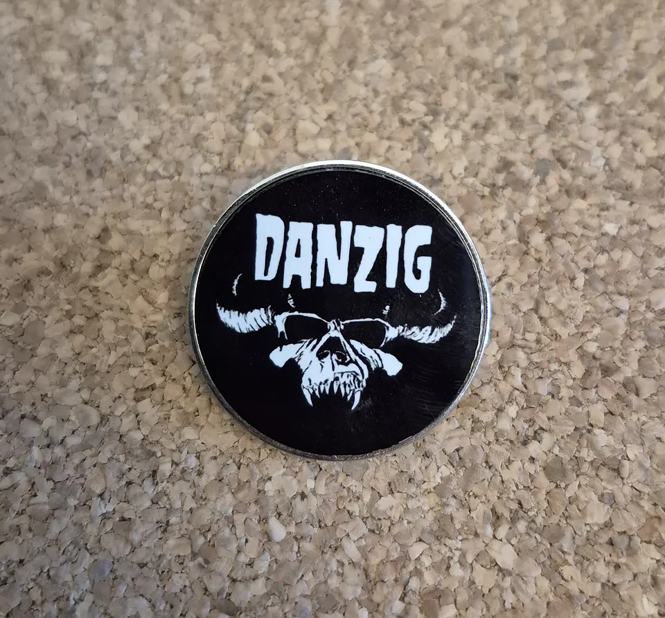 Pin Danzig - Iconic Skull Logo (Single Clutch) 1