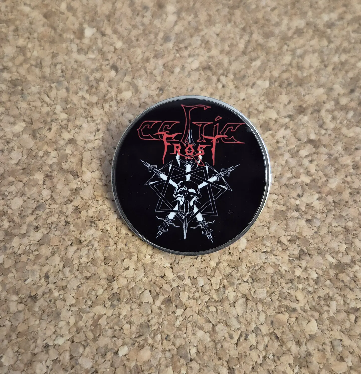 ​Pin Celtic Frost - Logo & Sigil (Single Clutch) 1