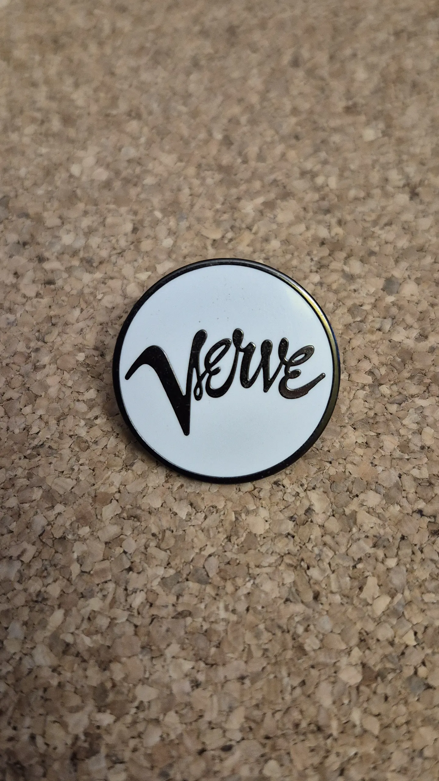 Pin The Verve - Logótipo Clássico (Single Clutch) 1