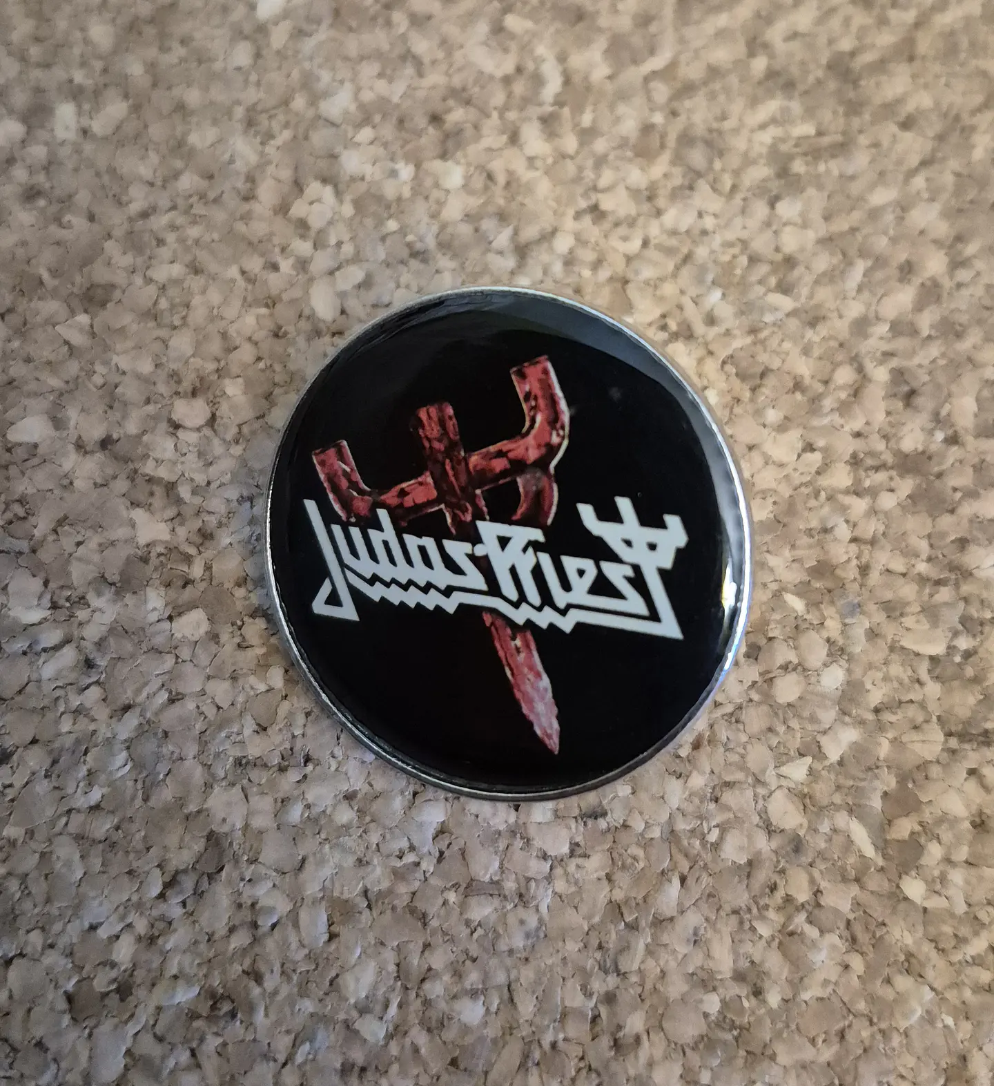 ​Pin Judas Priest - 3 Modelos Desde 5€ (Single Clutch) 1