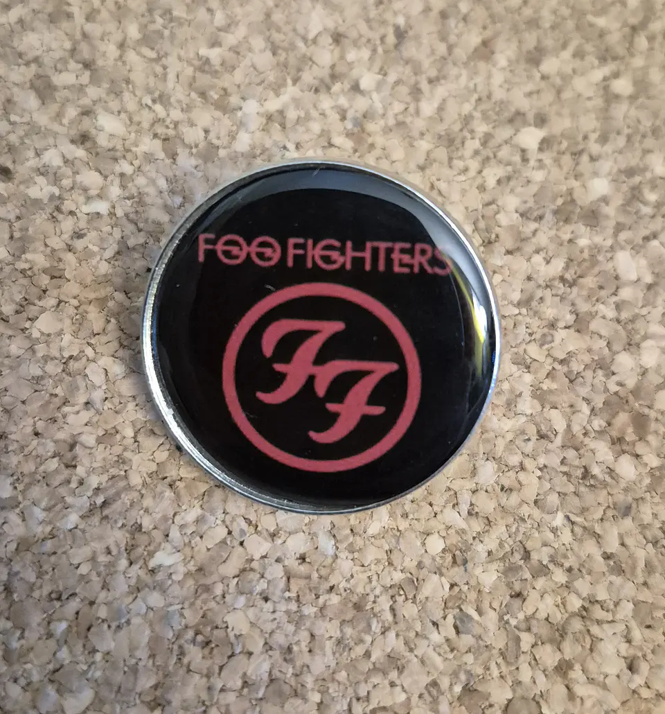 Pin Foo Fighters - 4 Modelos - Desde 5€ (Single Clutch)  4