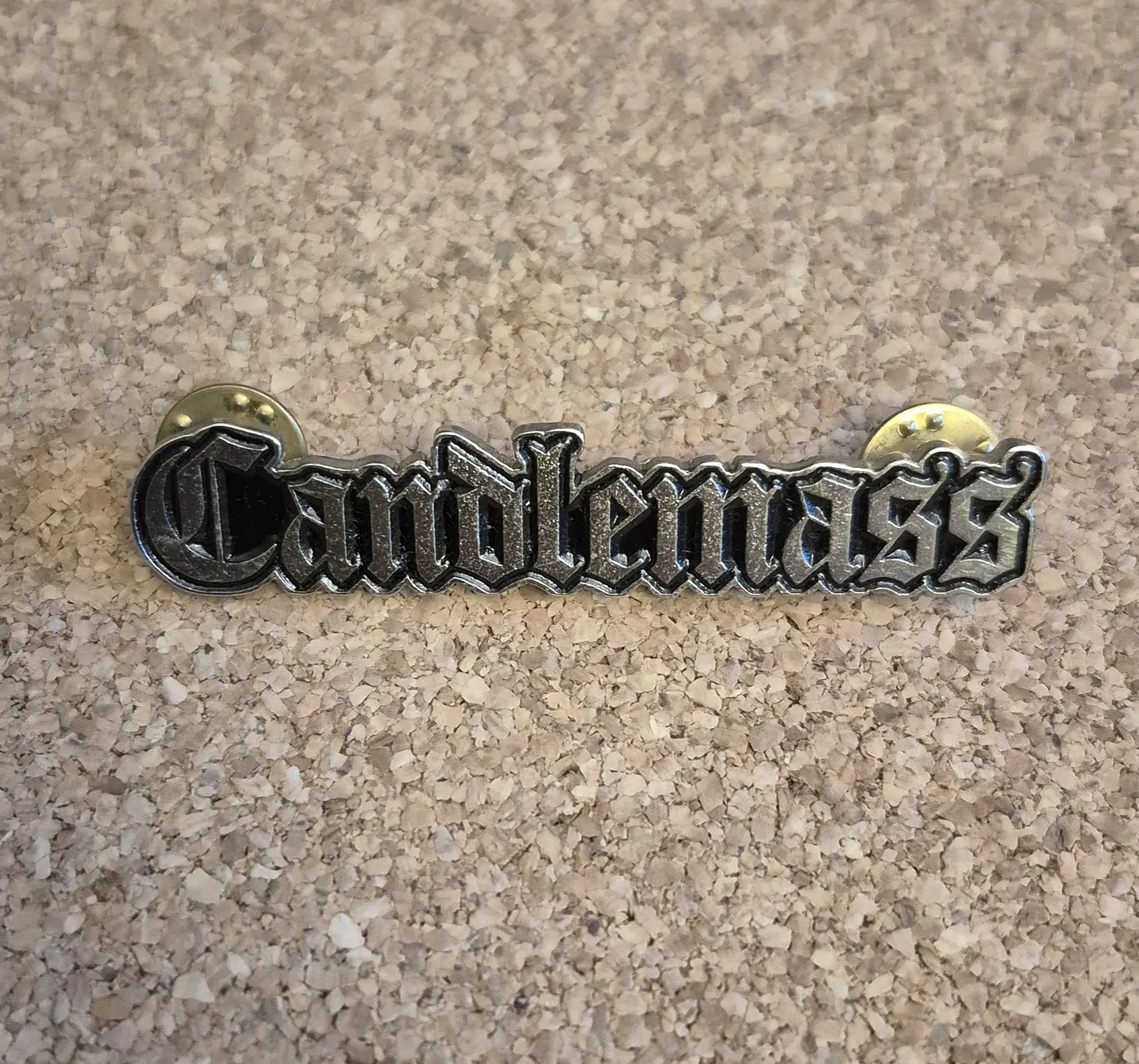 ​Pin Candlemass - Logótipo (Double Clutch) 2