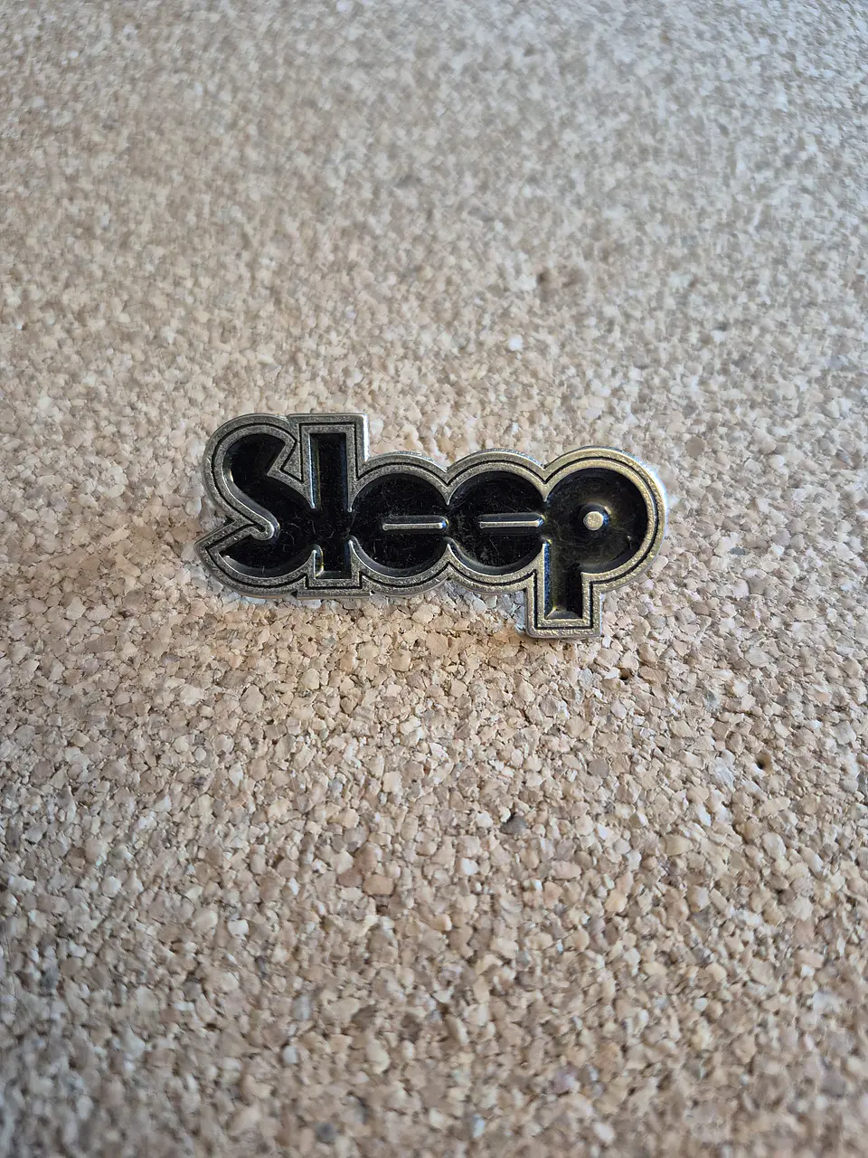 Pin Sleep - Logo (Double Clutch)  1