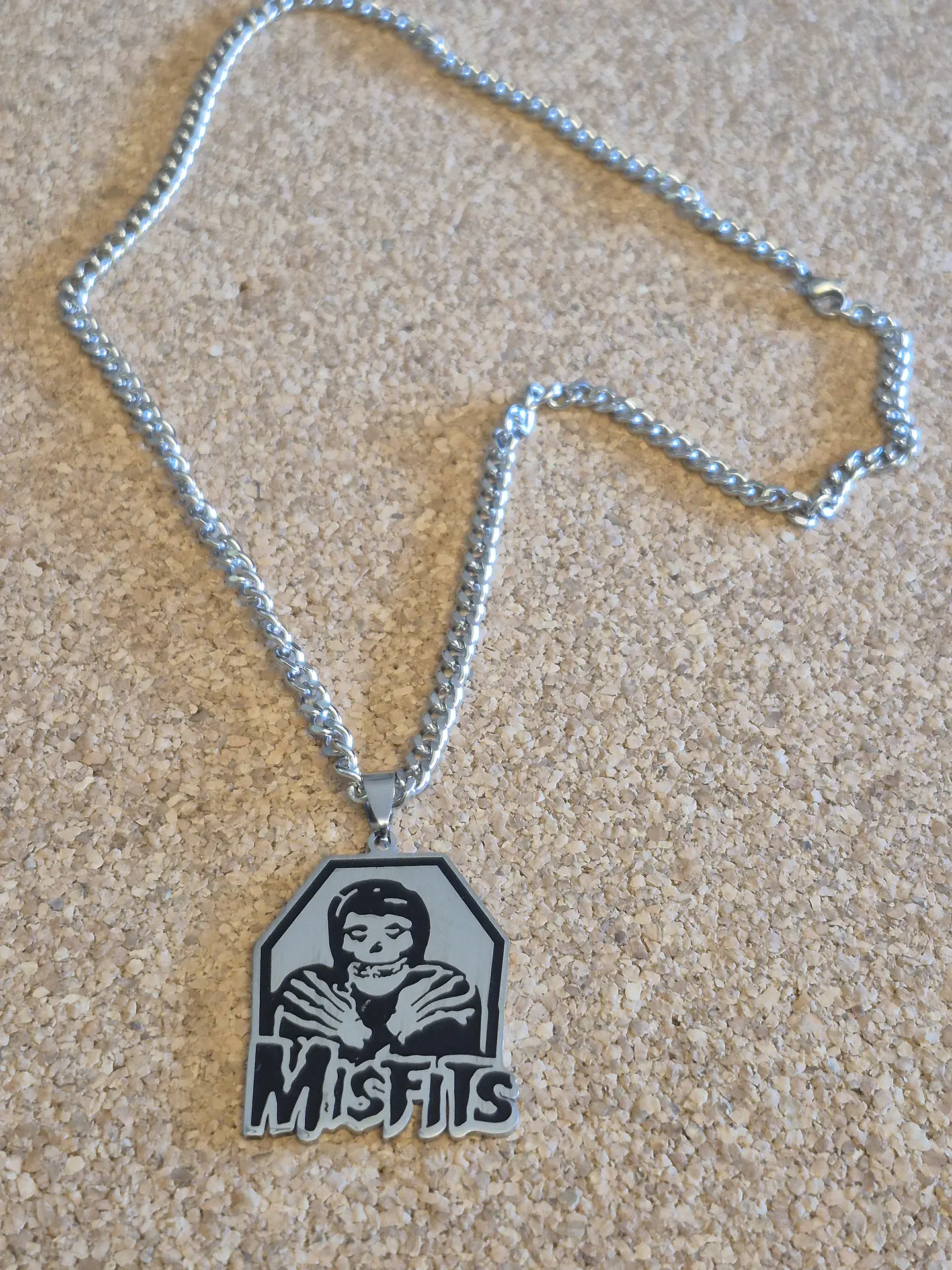 Colar Misfits - The Fiend 1