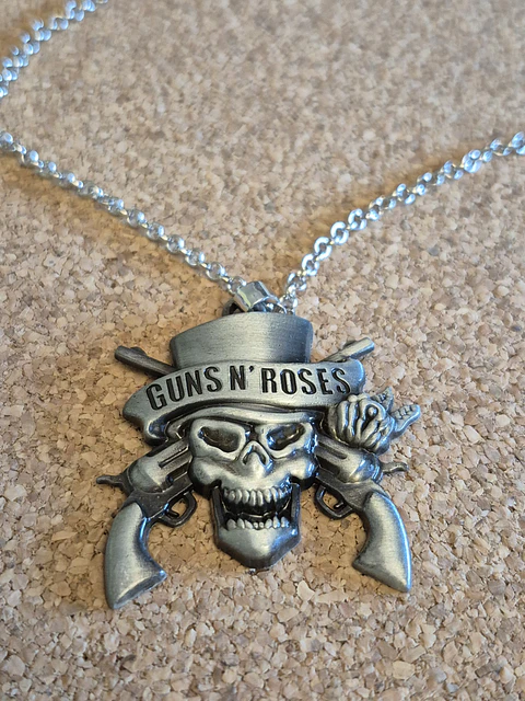 Colar Guns N' Roses - 2 Modelos
