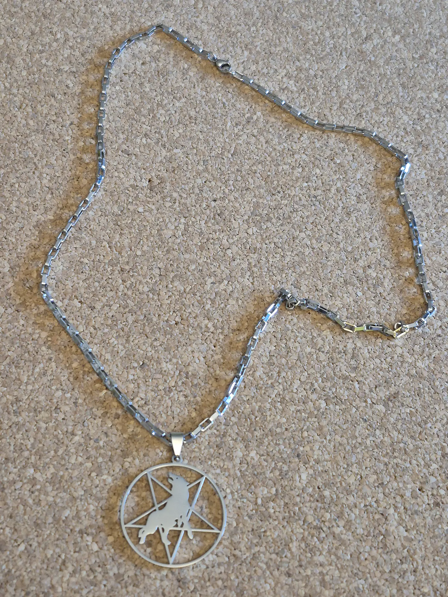 Colar Marduk - Wolf Pentagram 1
