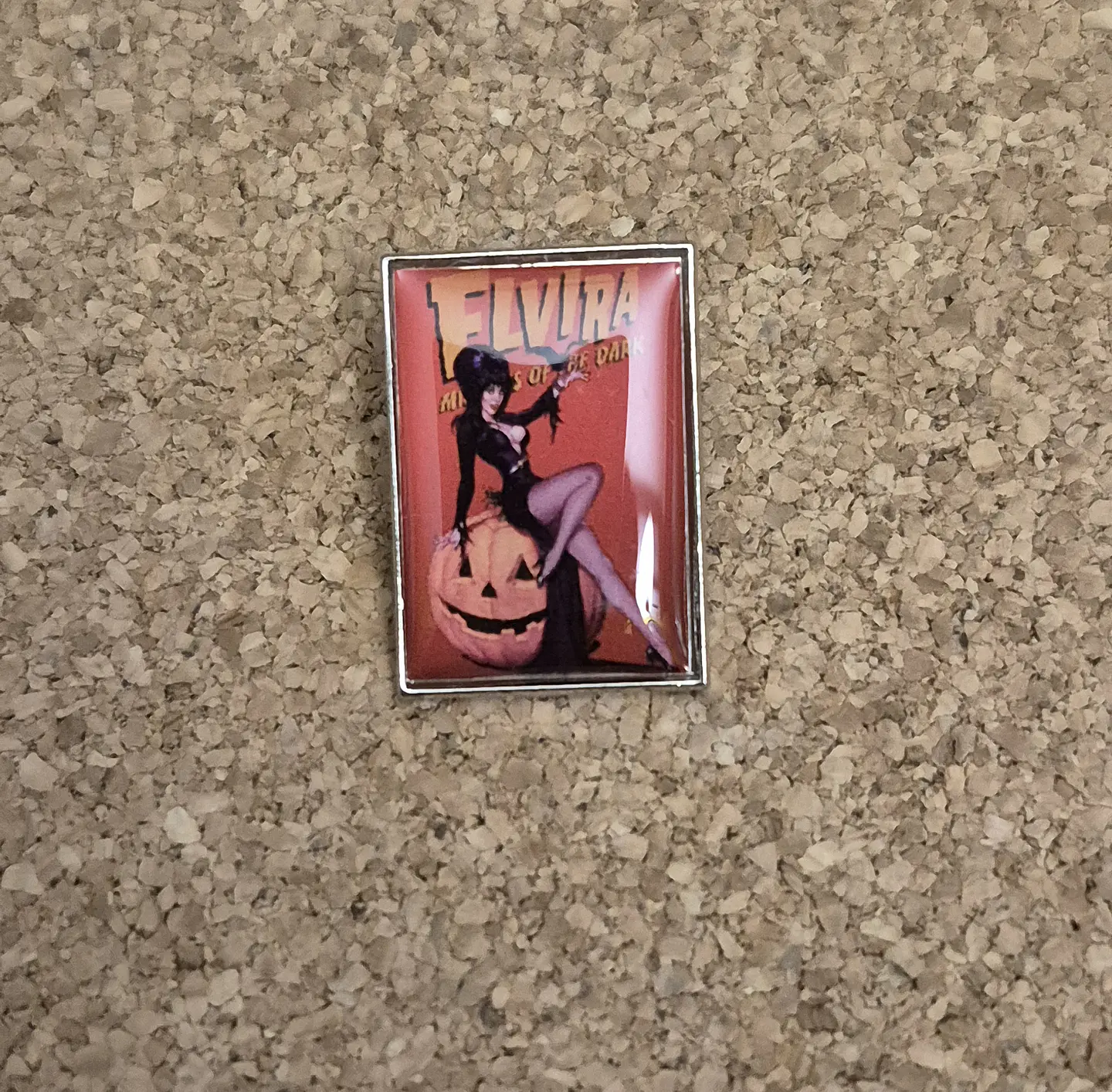 Pin Elvira - Mistress of the Dark (Single Clutch) 1