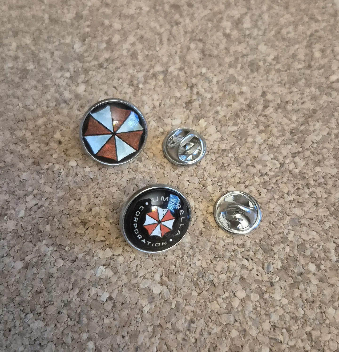 Pin Umbrella Corporation - 4 Modelos - Desde 5€ (Single Clutch) 4