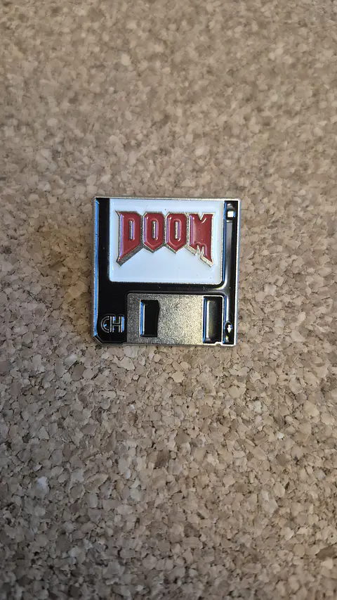 Pin Doom - Floppy Disk (Single Clutch)