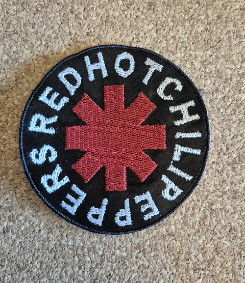 Red Hot Chili Peppers Patch - Embroidered 2 Modelos (Desde 7€)