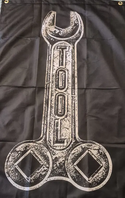 Bandeira Tool Design Logo Flag (70x100) c/ Ilhós