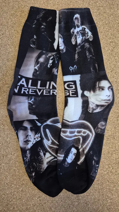 Meias Falling in Reverse - 3 Modelos - Tamanho Único 