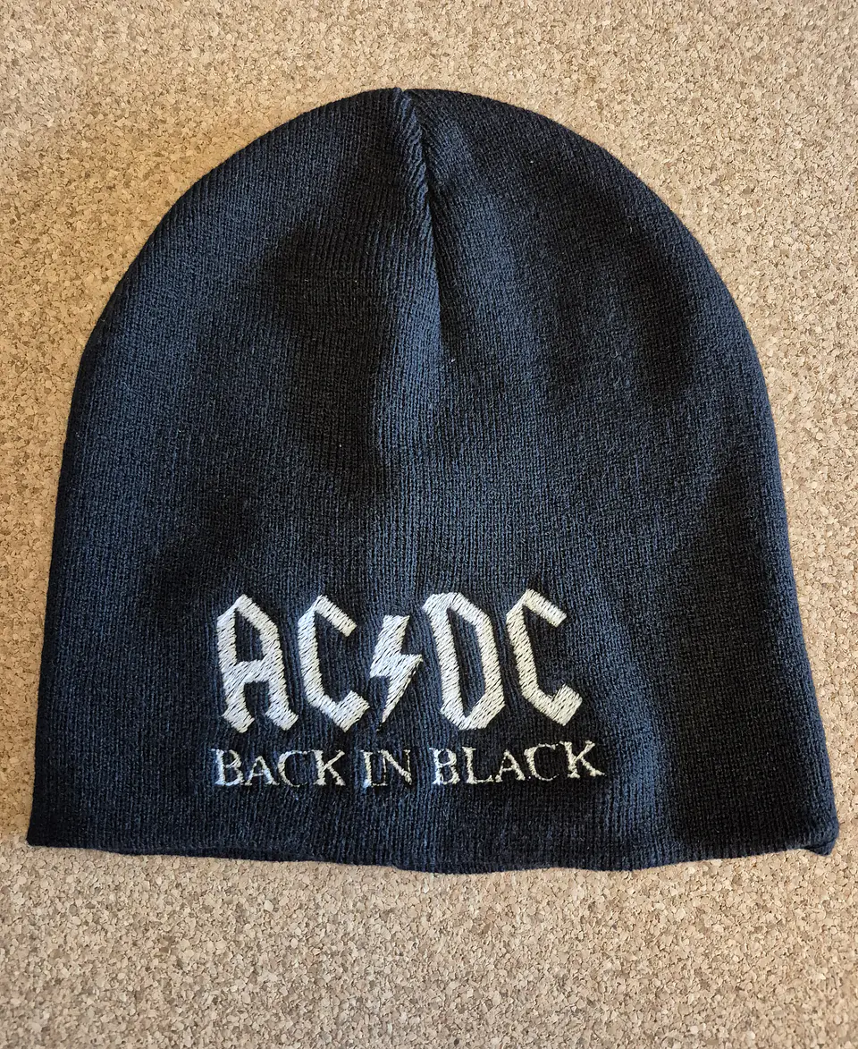 Gorro Ac/dc - Embroidered Back in Black  1