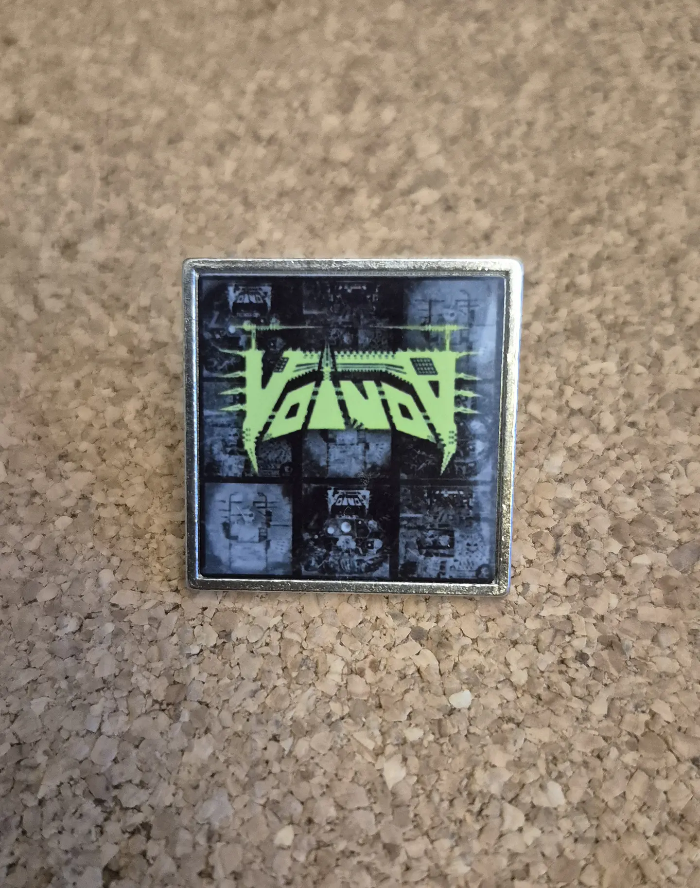 Pin Voivod (Single Clutch) 1