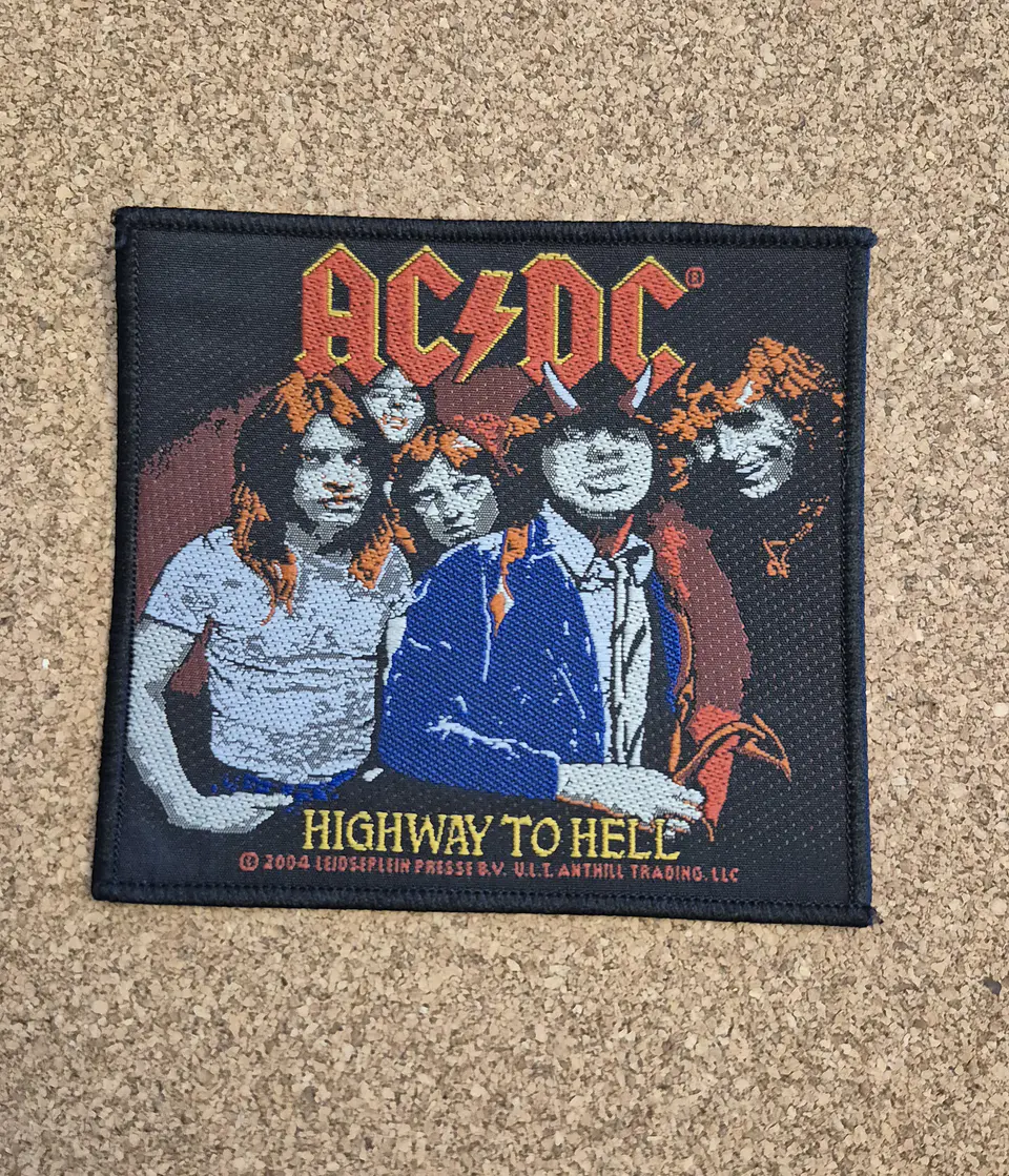 AC/DC Patch - Woven & Sew-on 5 Modelos (Desde 8€) 5