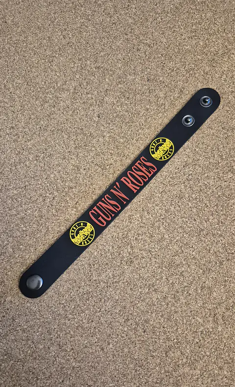 Pulseira de banda ajustável com molas - Guns N' Roses