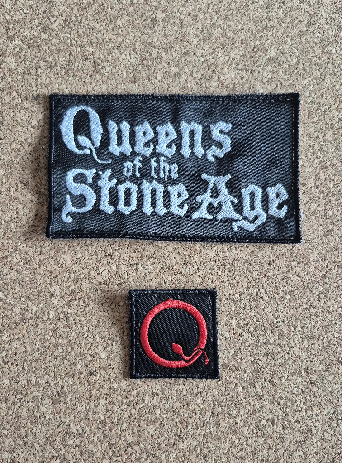 Queens of the Stone Age Duo Pack: Logo Patch + Red 