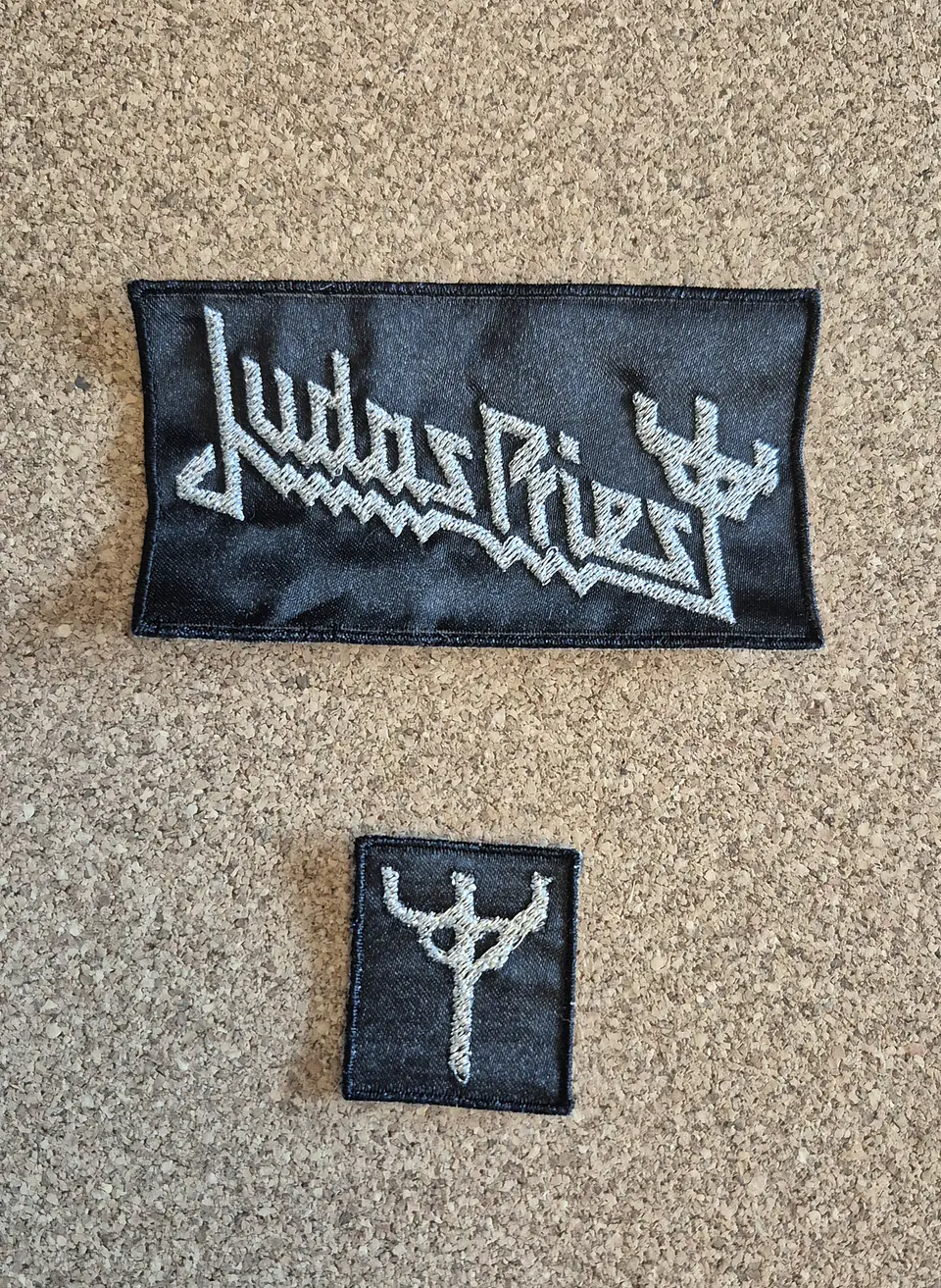 Judas Priest Duo Pack: Logo Patch + Compact Symbol Patch (Sew-On) 1