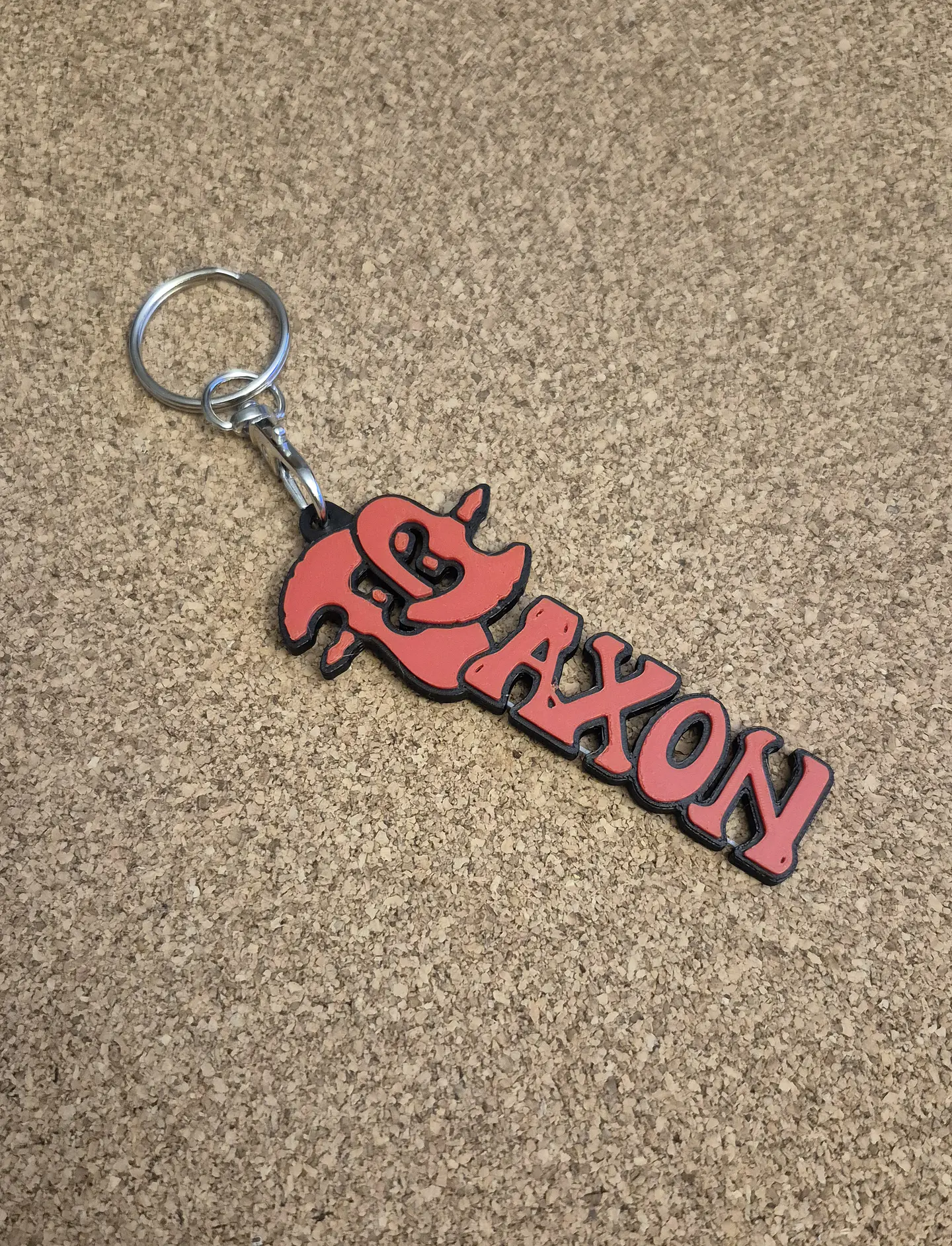 Porta-Chaves Saxon – Logótipo em Relevo 1