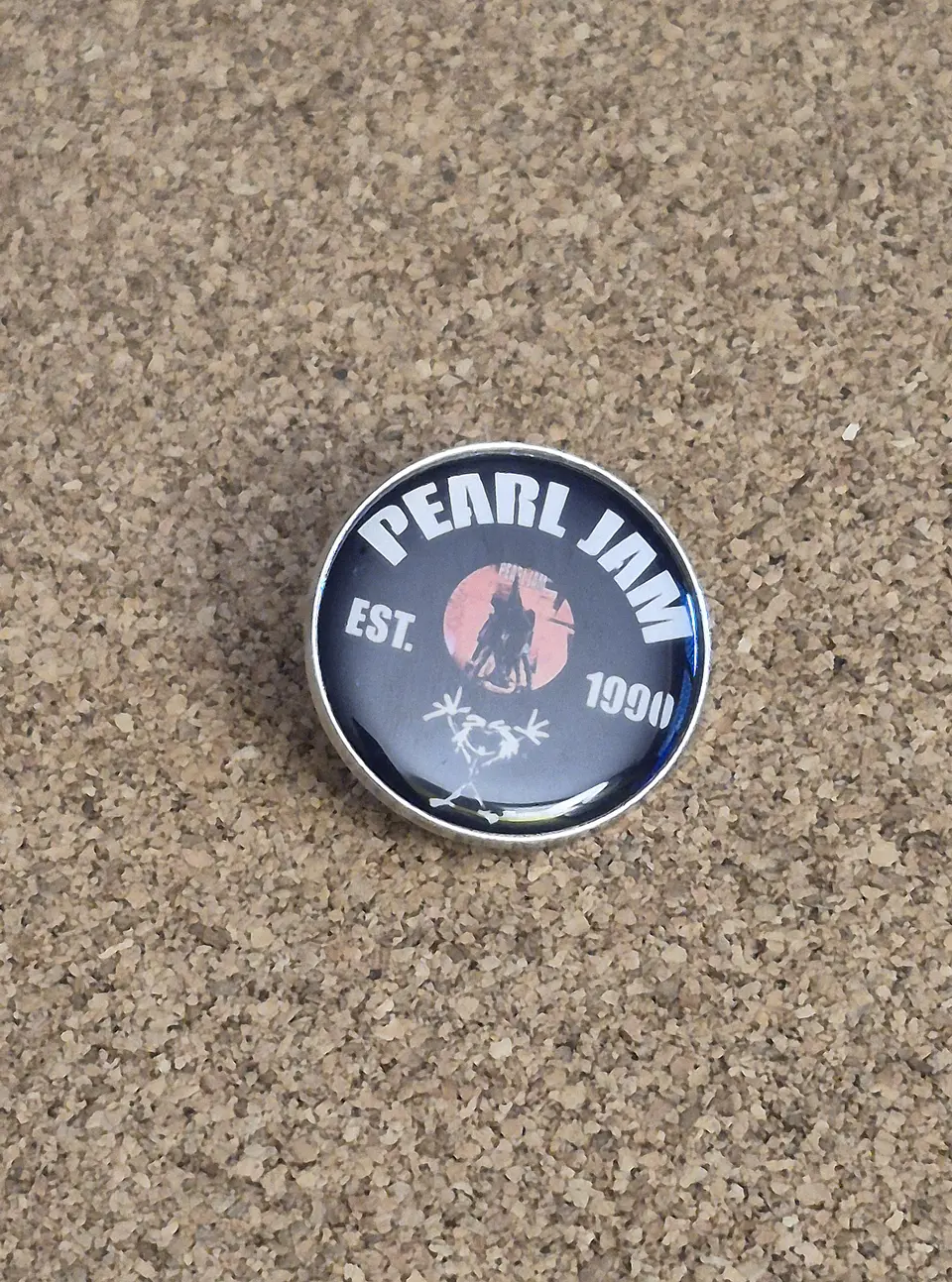 Pin Pearl Jam - Est. 1990 (Single Clutch) 1