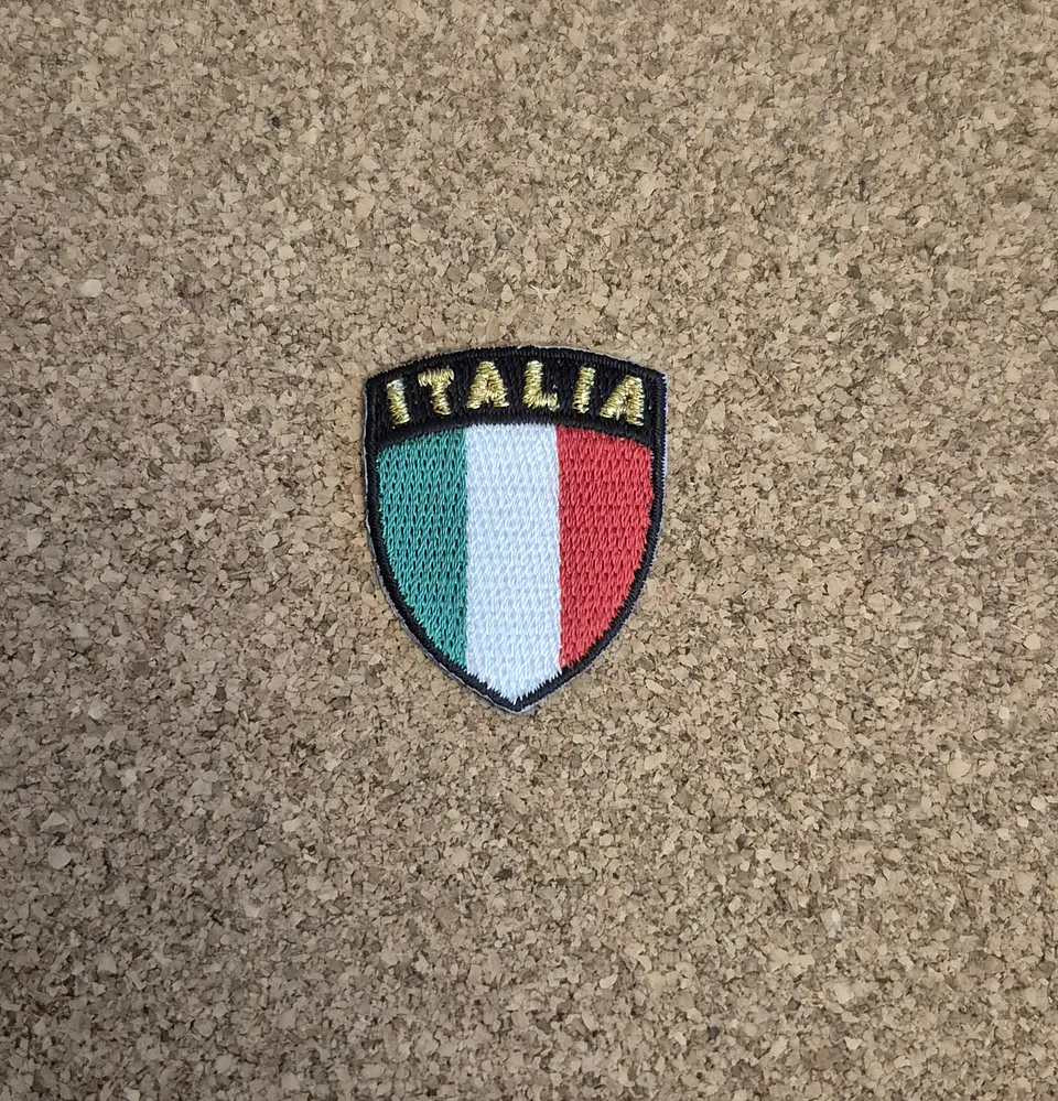 Italia Flag Patch - Embroidered (Iron-on) 1