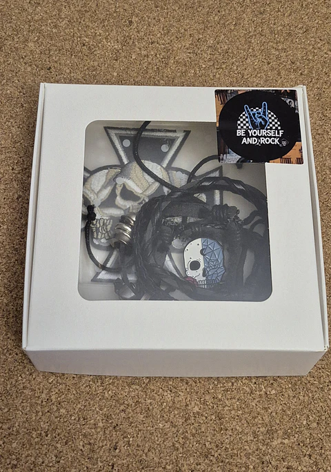 Special Skull Pack: Skull Patch, Pin & Bracelets Set - Special Price