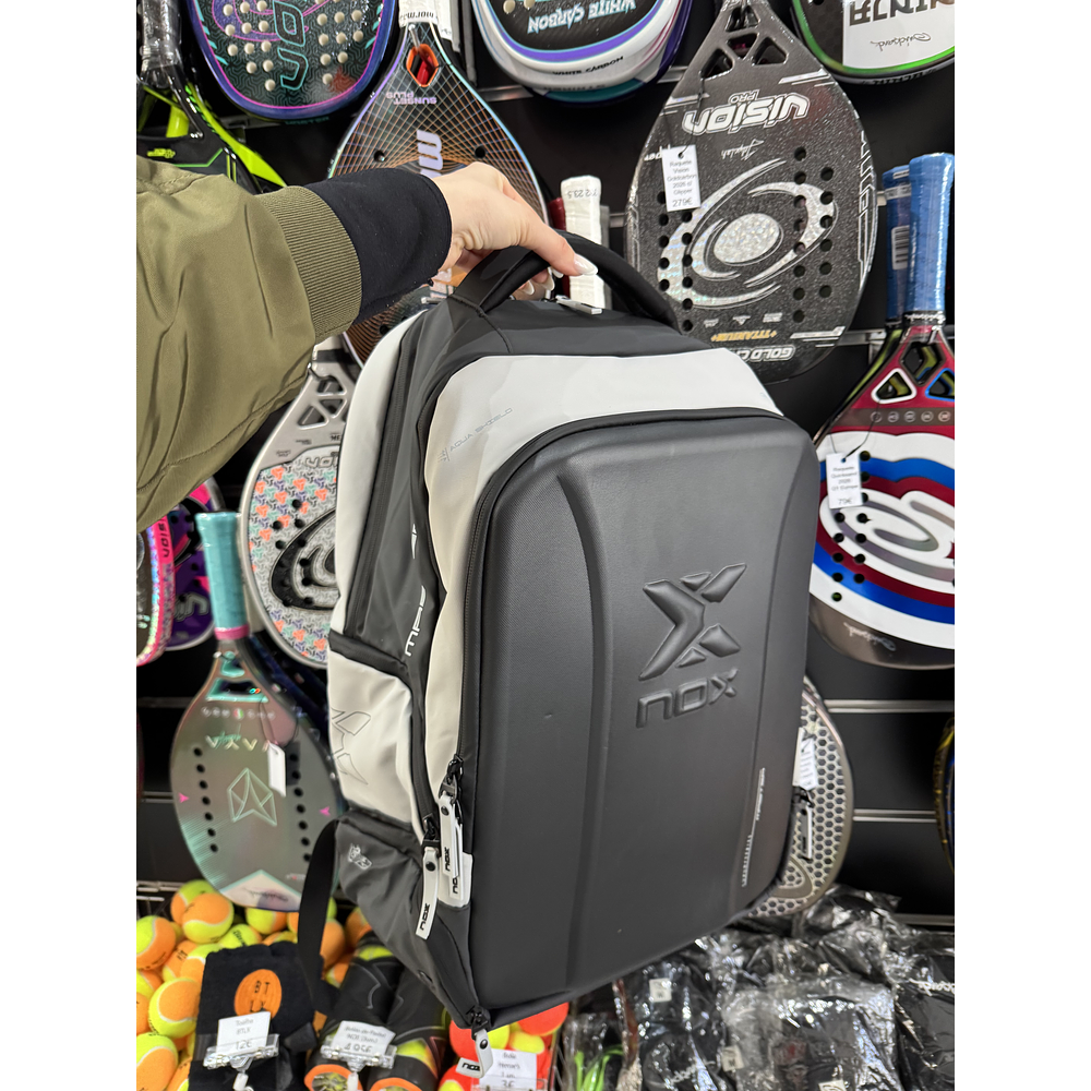 Mochila de Beach Tennis NOX Luxury Master Series