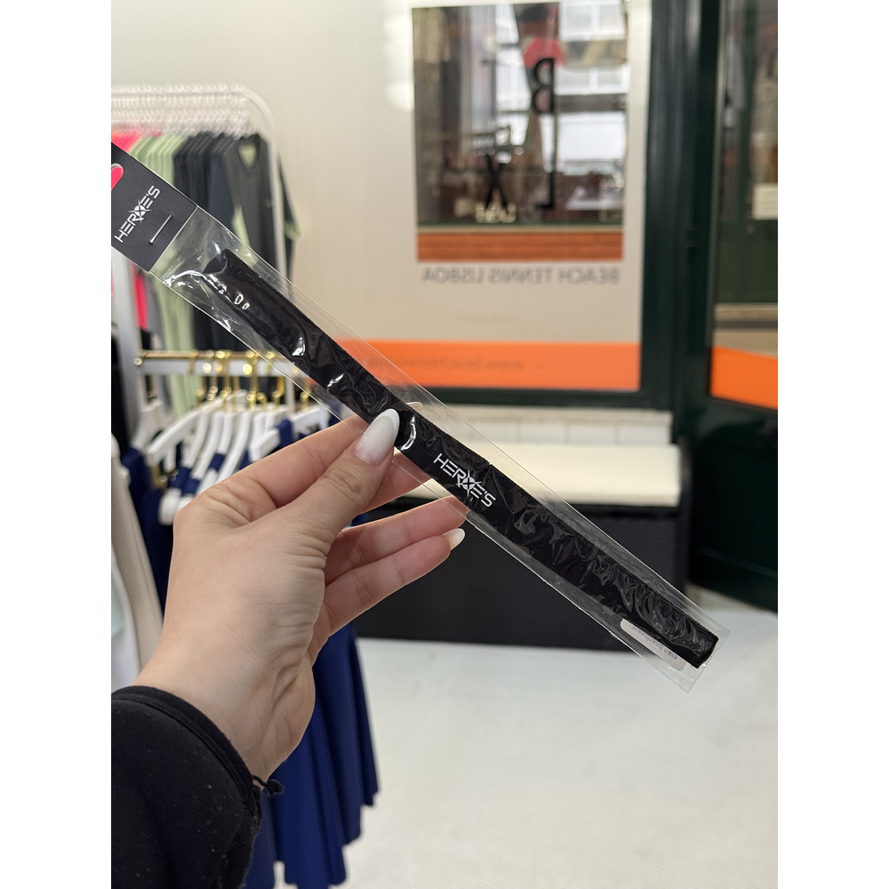 Heroe's Black Elastic Band