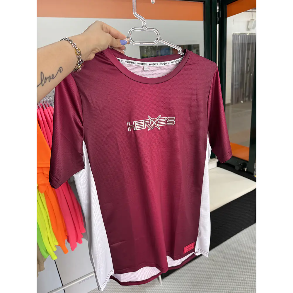  T-shirt Heroe's Aura 2026